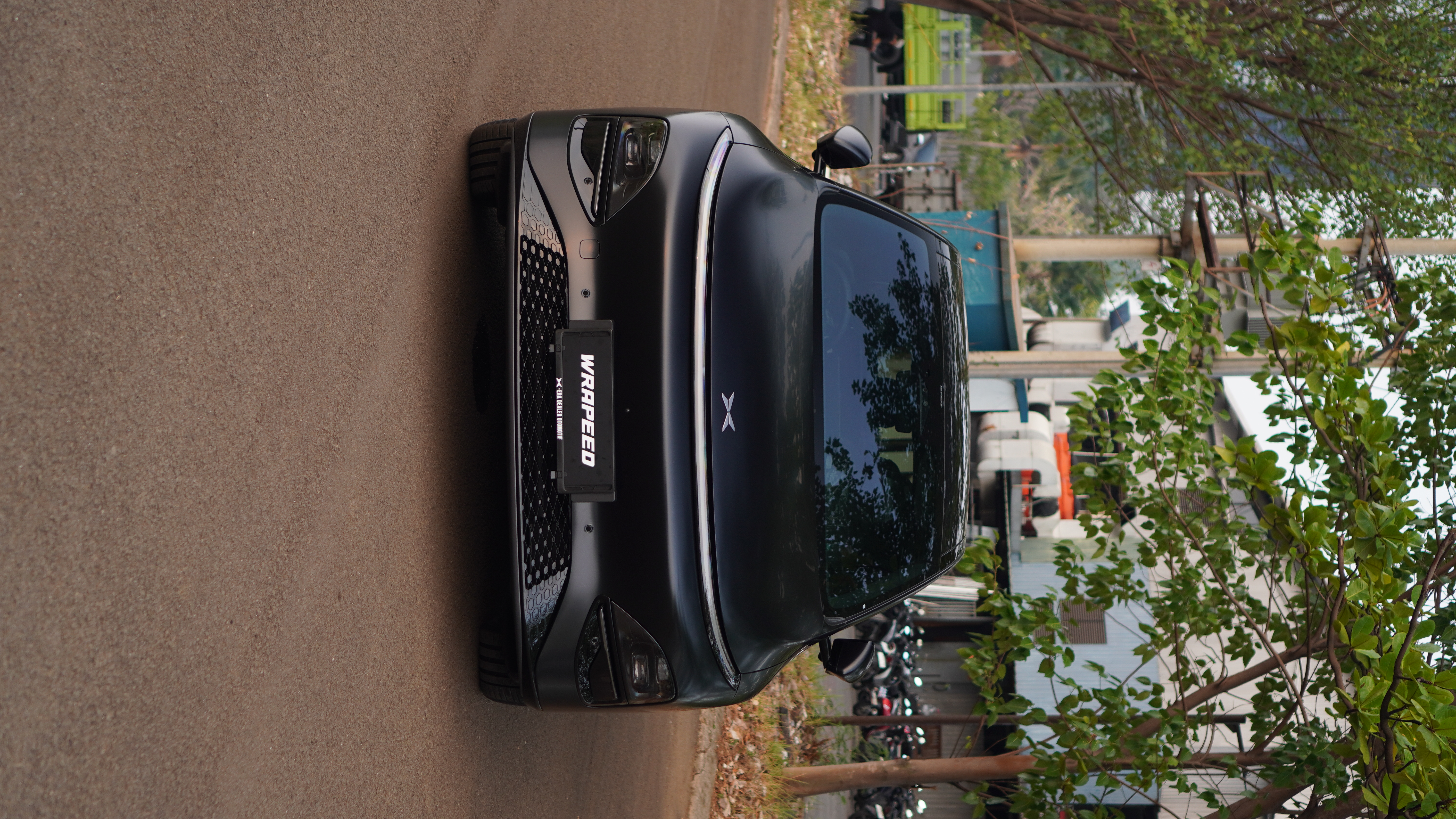 Xpeng G6 hitam dengan PPF matte di WRAPEED Alam Sutera